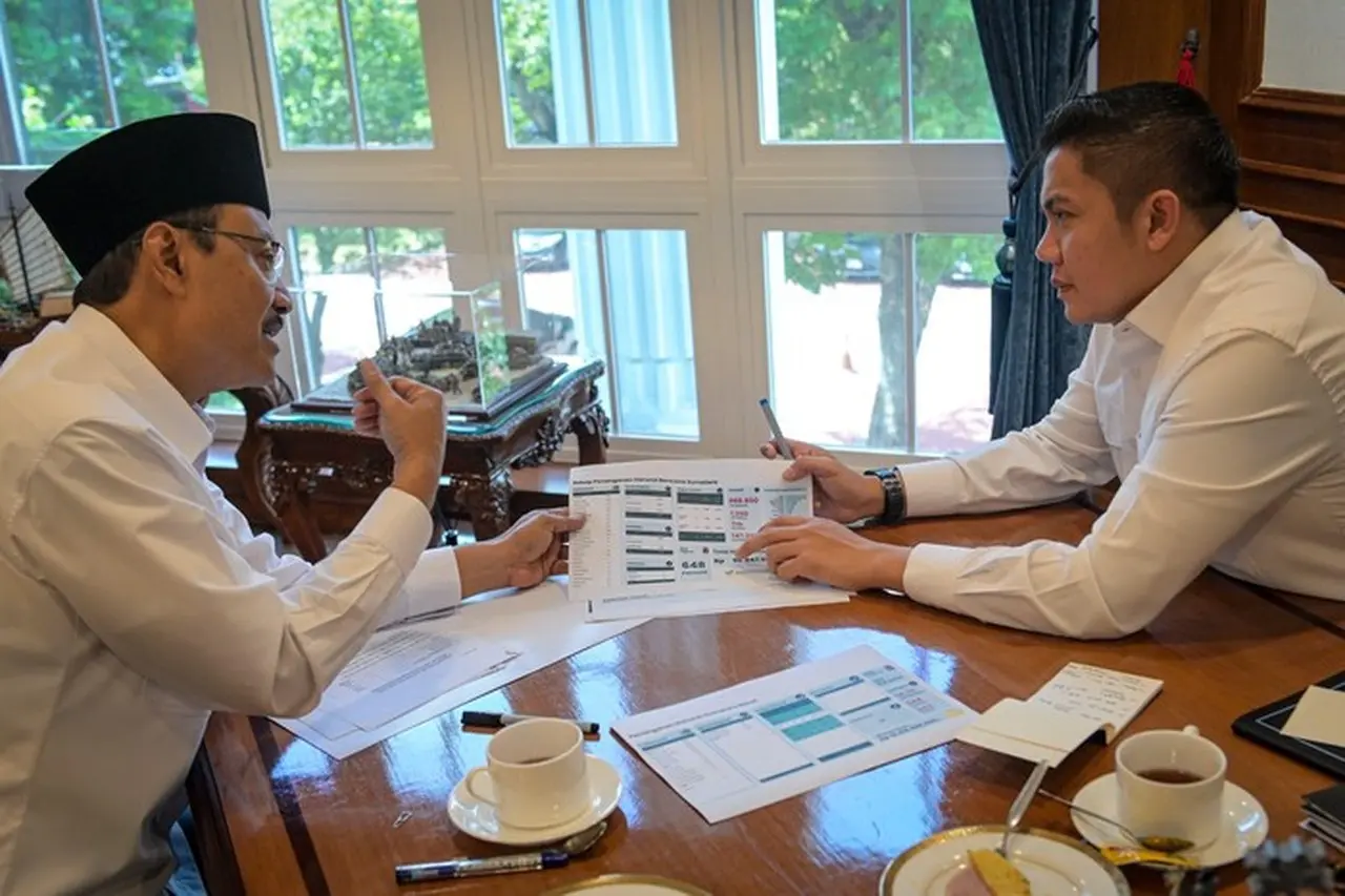 Mensos dan Seskab Matangkan Percepatan BLT untuk Korban Bencana Sumatera Mensos dan Seskab Matangkan Percepatan BLT untuk Korban Bencana Sumatera