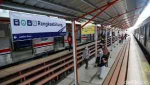 Lokomotif KA Gangguan di Rangkasbitung, Dua Perjalanan ke Merak Dibatalkan