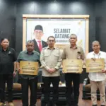Menteri Kebudayaan Salurkan Bantuan Rp 12 Miliar untuk Korban Banjir Bandang di Tiga Provinsi Sumatera