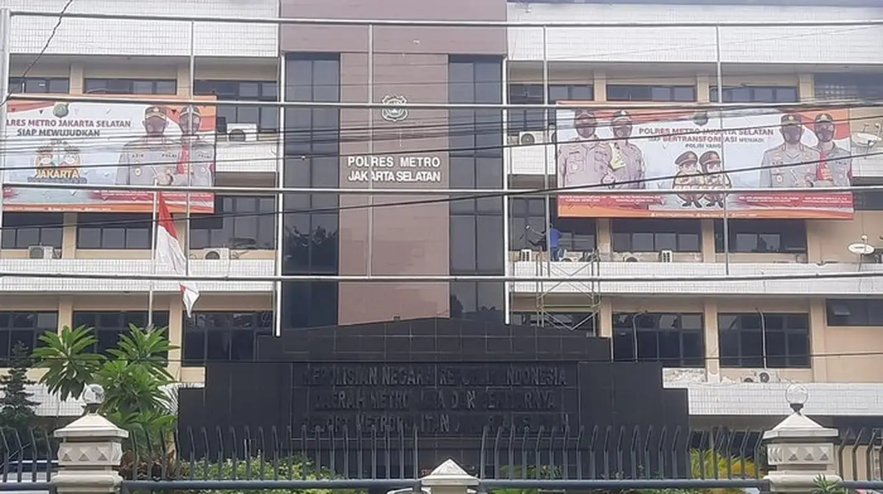 Dokter Detektif Tersangka Pencemaran Nama Baik Richard Lee, Polisi Buka Ruang Mediasi Dokter Detektif Tersangka Pencemaran Nama Baik Richard Lee, Polisi Buka Ruang Mediasi