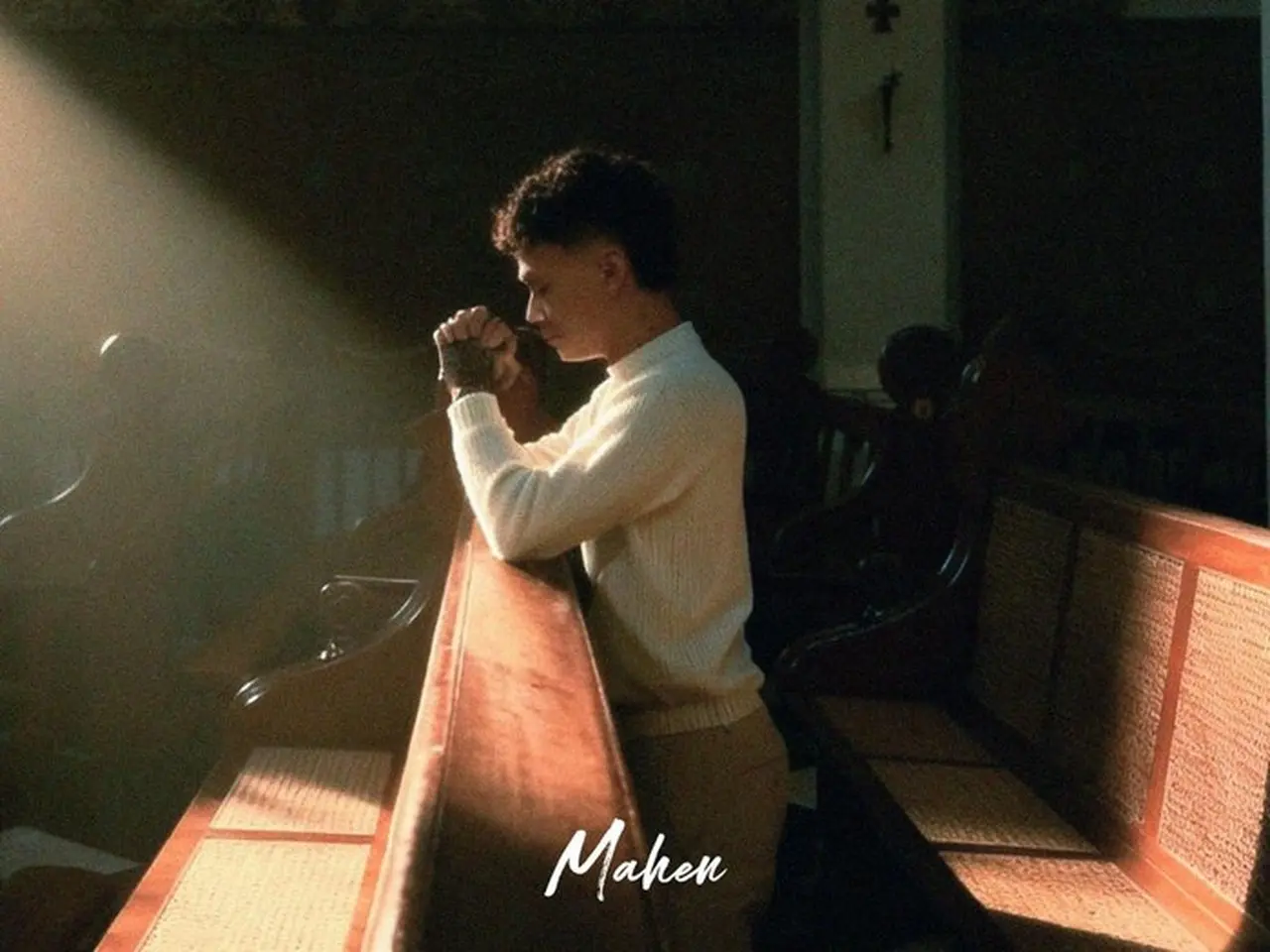 Mahen Ungkap Pengalaman Pribadi Lewat Single “Nyaman Yang Ku Pilih” Bertema Cinta Beda Agama