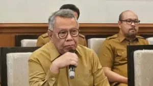 Wali Kota Tangsel Akui Tumpukan Sampah Ciputat, Pengangkutan Dilakukan Bertahap