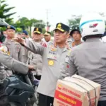 Wakapolri Tinjau Langsung Banjir Aceh Utara, Kerahkan Alat Berat dan Salurkan Sembako