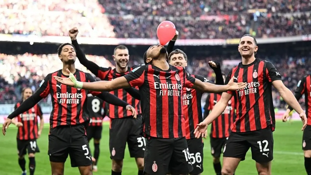 Nkunku Brace Bawa AC Milan Puncaki Klasemen Serie A Usai Kalahkan Hellas Verona 3-0 Nkunku Brace Bawa AC Milan Puncaki Klasemen Serie A Usai Kalahkan Hellas Verona 3-0