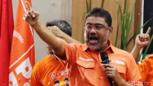 Buruh Gelar Aksi Dua Hari Tolak UMP DKI Jakarta 2026 di Istana Merdeka