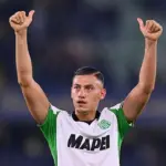 Jay Idzes Pamer Aksi Heroik Lari dari Ujung ke Ujung Lapangan Selamatkan Gawang Sassuolo