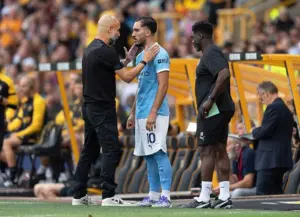 Pep Guardiola Ungkap Perasaannya pada Rayan Cherki: Kadang Saya Marahi, Kadang Mau Saya Cium