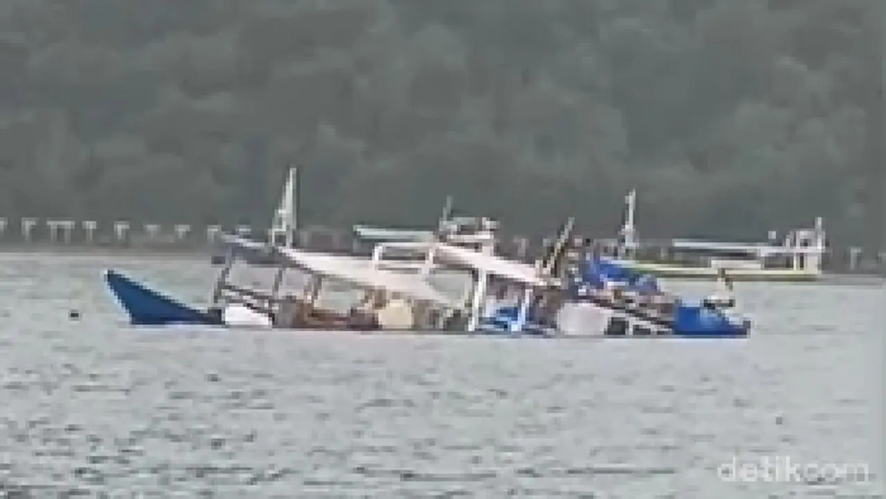 Kapal Pinisi Dewi Anjani Tenggelam di Labuan Bajo Akibat ABK Terlelap Tanpa Memompa Air