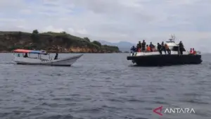 Tim SAR Perluas Pencarian Pelatih Valencia CF dan Dua Anaknya yang Hilang di Perairan Labuan Bajo