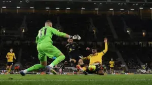 Prediksi Man United vs Wolves: Setan Merah Unggul Tipis dengan Peluang Menang 69,8 Persen