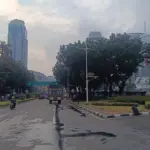 Buruh Bubarkan Diri, Jalan Medan Merdeka Selatan Kembali Dibuka Setelah Demo UMP
