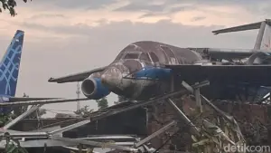 Angin Puting Beliung di Bogor Menghempas Bangkai Pesawat, Timpa Rumah Warga