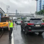 Truk Mogok di Tol Cawang Sebabkan Macet 2 Km Arah Semanggi