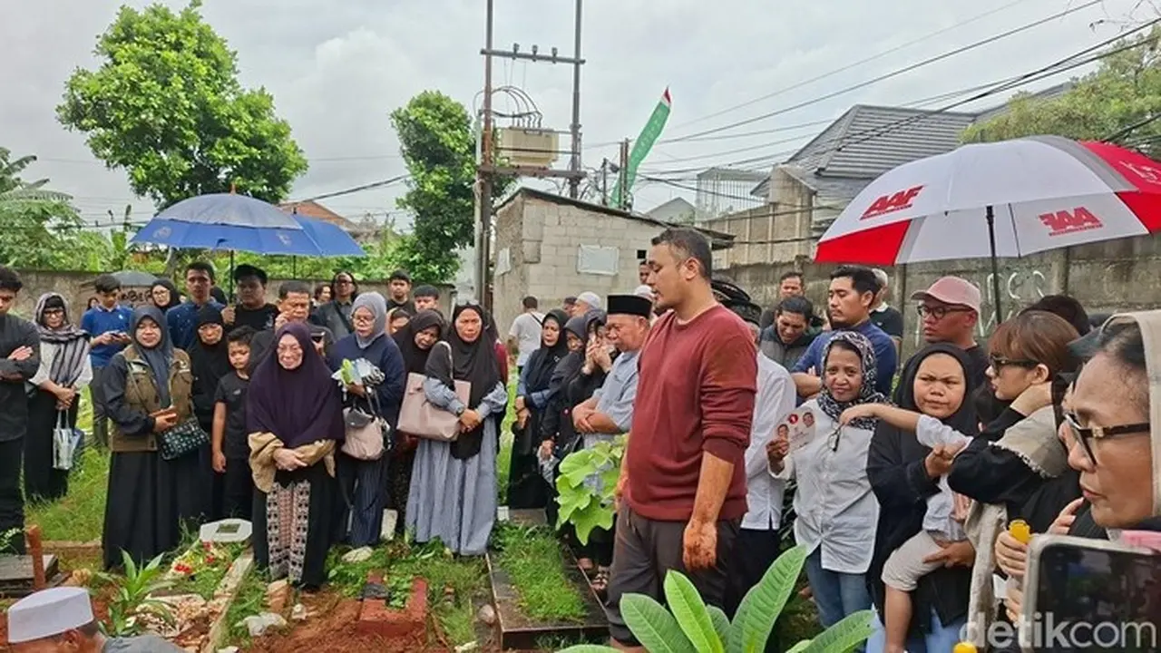 Ayah Gilang Dirga Meninggal Dunia dalam Hitungan Menit Setelah Dinyatakan Kritis