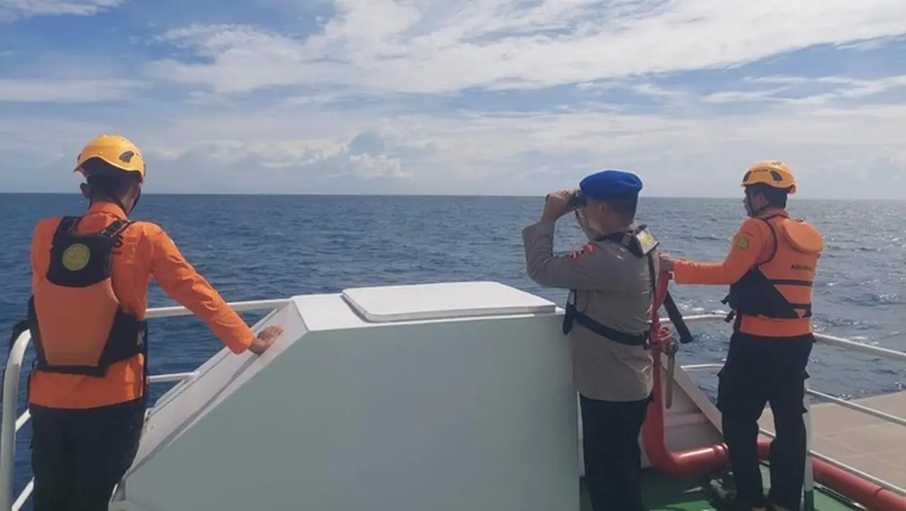 8 ABK KM Maulana 30 Masih Hilang Pasca Kebakaran di Perairan Lampung, Mayoritas dari Pekalongan