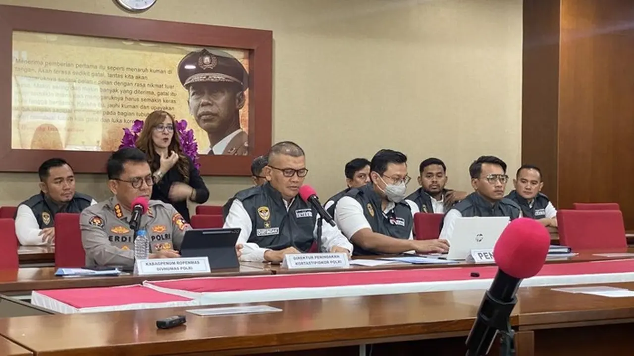 Polri Tetapkan 6 Tersangka Korupsi Dana LPEI, Rugikan Negara Rp 728 Miliar