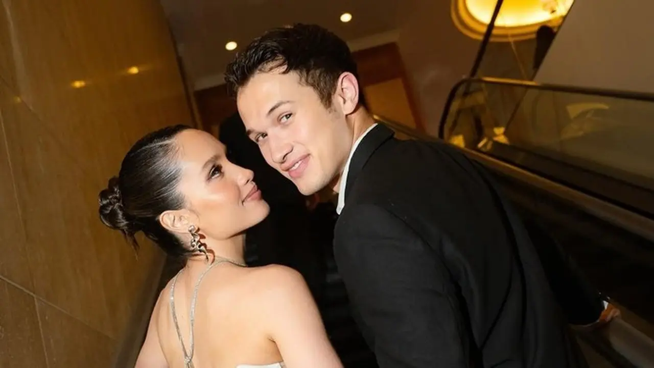 Cinta Laura dan Arya Vasco Ungkap Kunci Hubungan Harmonis: Kepercayaan dan Komunikasi