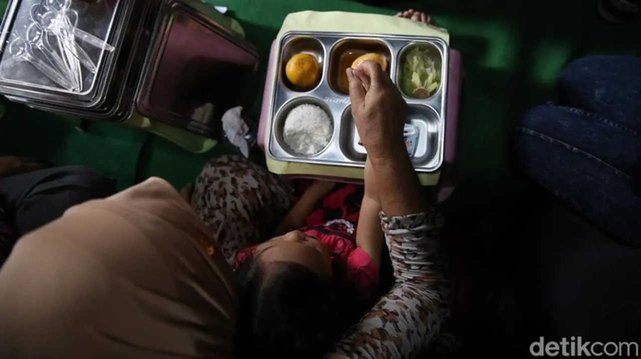 BGN Tegaskan Makan Bergizi Gratis Tak Diantar ke Rumah Siswa, Khusus Ibu Hamil dan Menyusui BGN Tegaskan Makan Bergizi Gratis Tak Diantar ke Rumah Siswa, Khusus Ibu Hamil dan Menyusui
