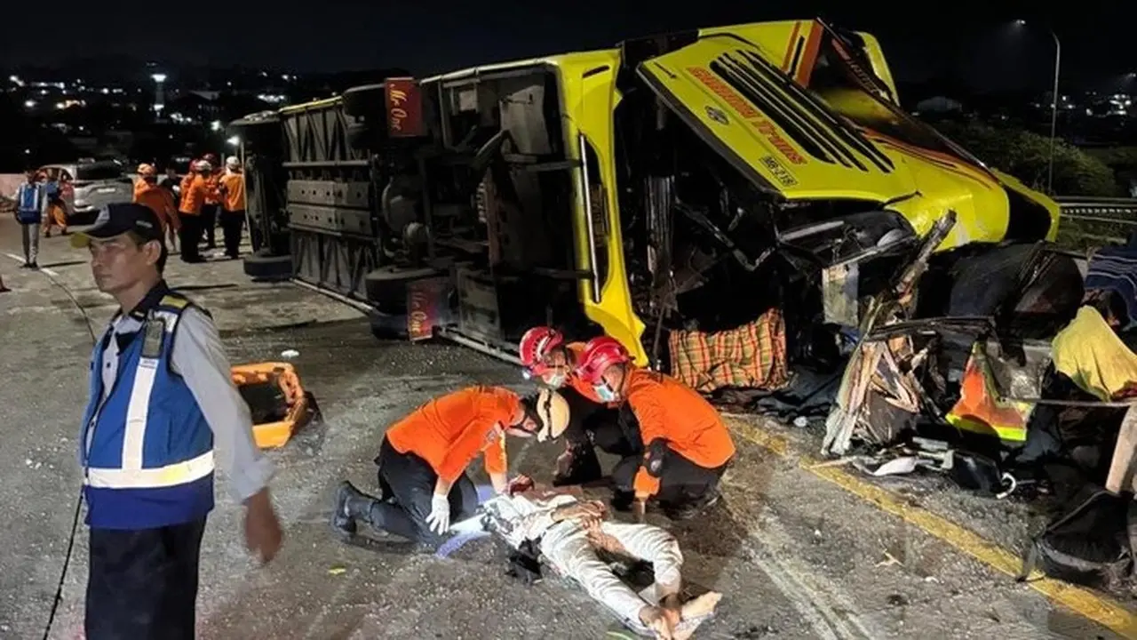 Kecelakaan Maut Bus Cahaya Trans di Tol Krapyak Semarang Tewaskan 16 Orang, 4 Sekeluarga Asal Boyolali