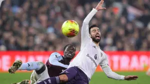 Ruben Amorim Pusing Cari Pengganti Bruno Fernandes yang Cedera, MU Terpuruk