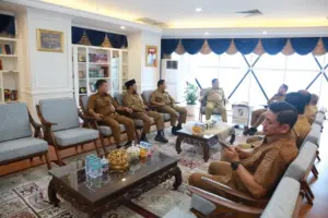 Pemerintah Riau dan Pekanbaru Bahas Percepatan Pembangunan Jalan 70 Tenayan Raya dan Jembatan Siak V