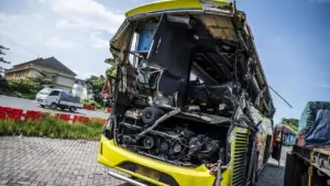 Kecelakaan Bus Cahaya Trans di Semarang: Polda Jateng Pastikan Korban Dapat Pelayanan Terbaik