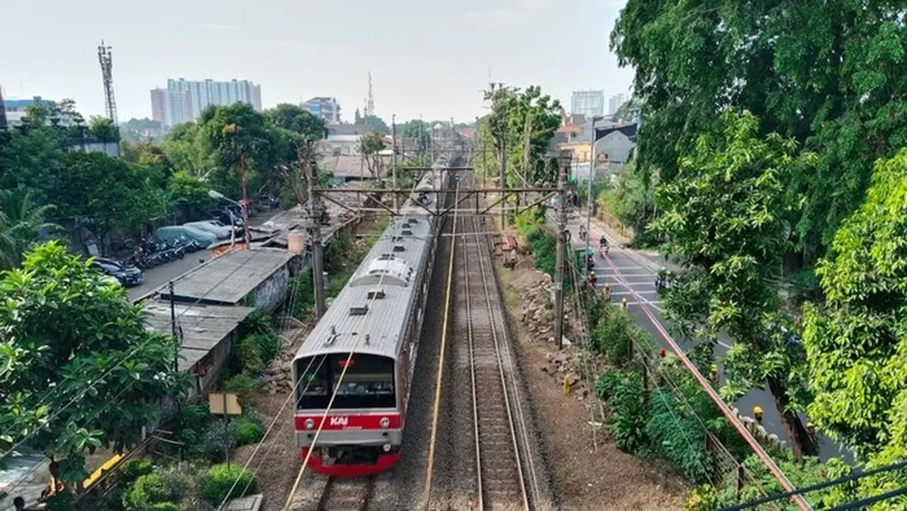 Gangguan Jalur Rel Tambun-Cikarang, Perjalanan KRL Tujuan Cikarang Terlambat 1 Jam