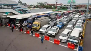 Lonjakan Penumpang dan Kendaraan ke Bali saat Libur Natal 2025, ASDP Catat Peningkatan Signifikan