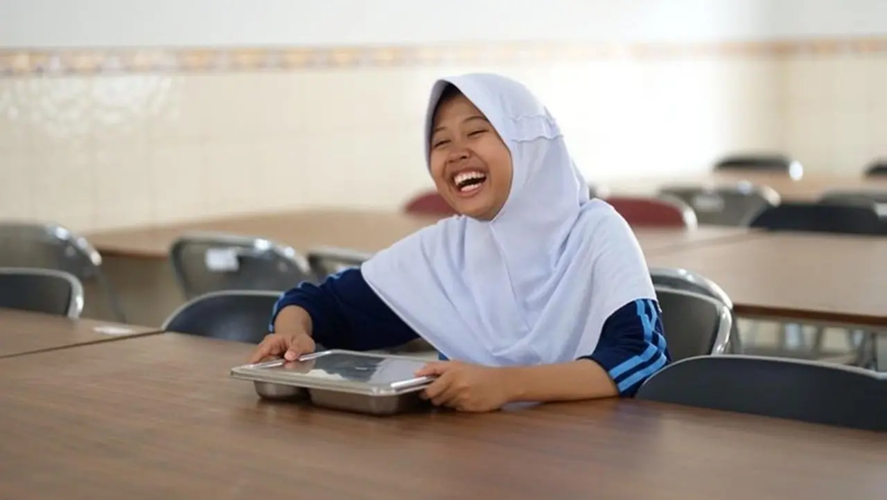 Dari Keterbatasan Ekonomi, Dwi Aprilia Kini Berani Menata Mimpi Jadi Dokter di Sekolah Rakyat