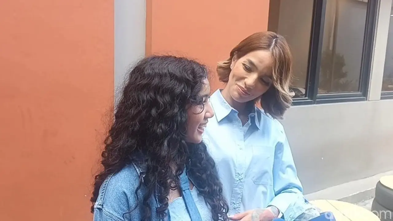 Sheila Marcia Tak Siapkan Kado Spesial untuk Putri yang Menang GADIS Sampul 2025