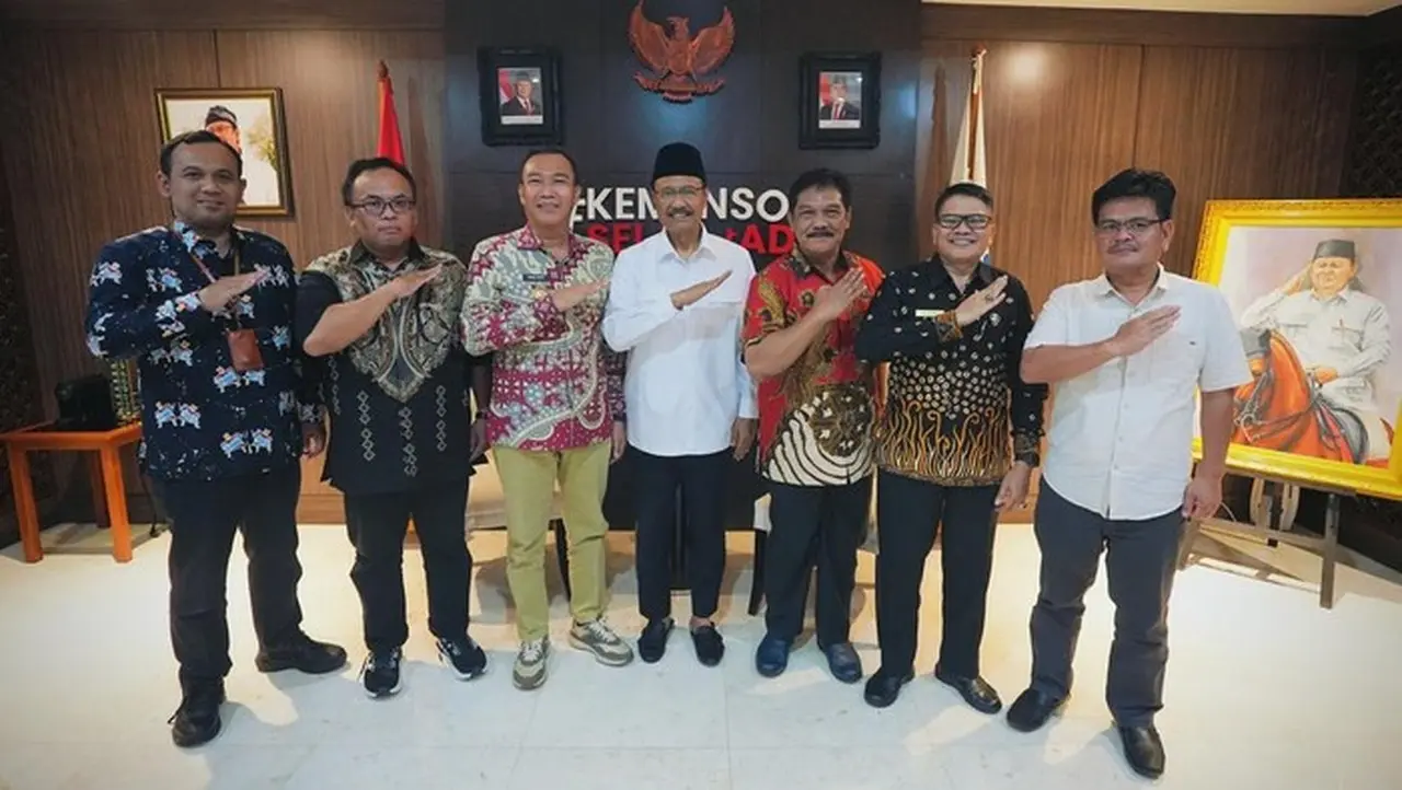 Mensos Bahas Pembangunan Sekolah Rakyat dan Penguatan Perlindungan Sosial dengan Bupati Kepahiang