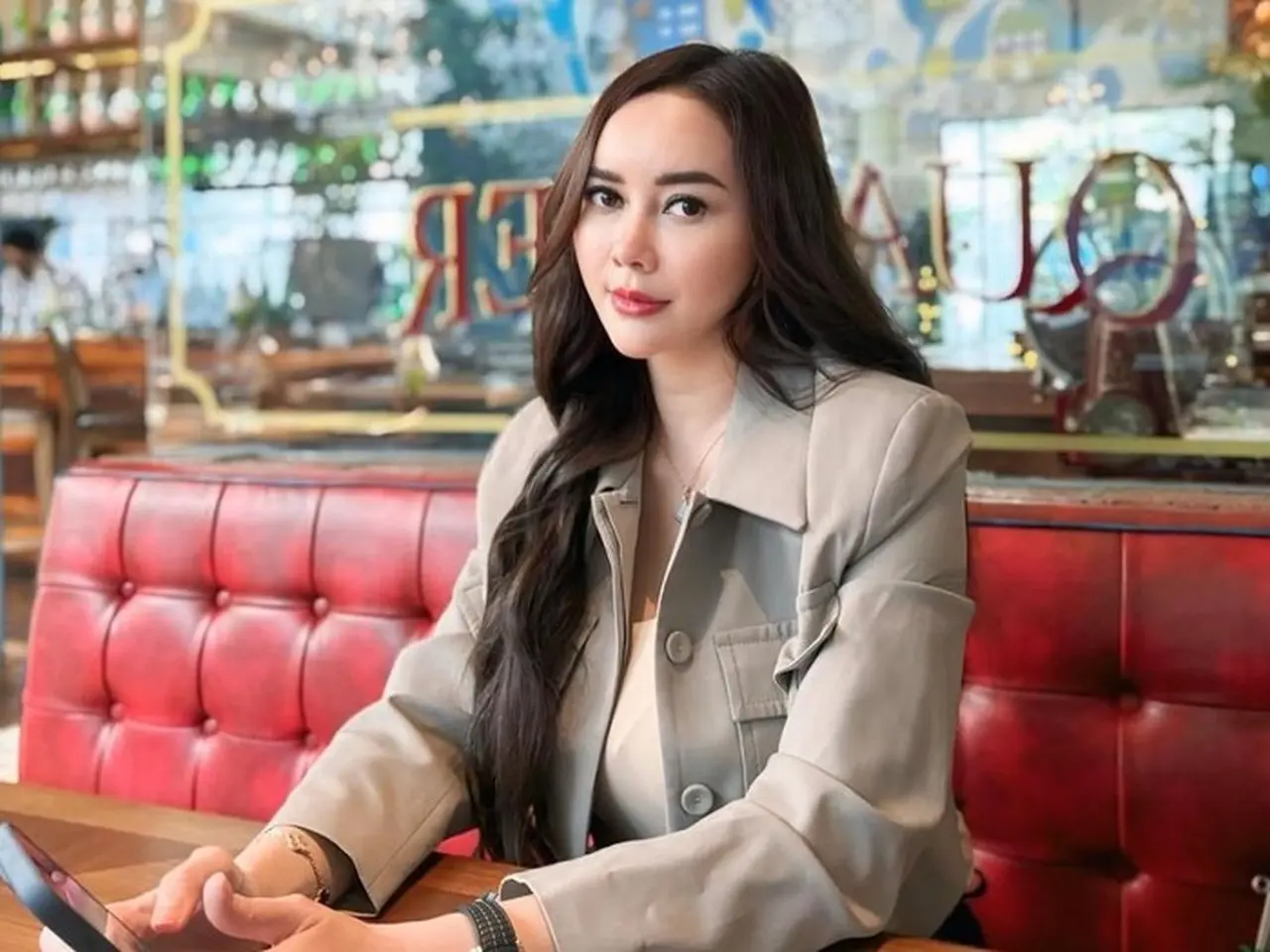 Aura Kasih Tak Nyaman Dituding Selingkuhan Ridwan Kamil, Pertimbangkan Langkah Hukum