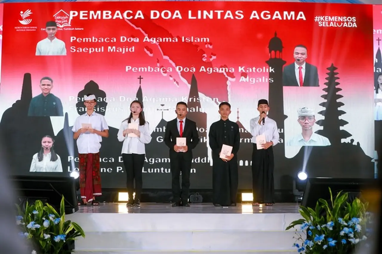 Ratusan Siswa Sekolah Rakyat Gelar Doa Lintas Agama untuk Korban Bencana Sumatera