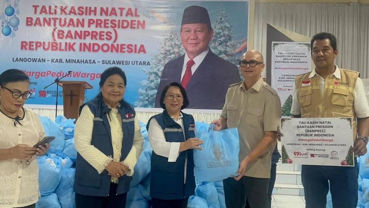 Prabowo Kirim Ribuan Paket Natal ke Langowan Minahasa, Ungkapan Cinta ke Tanah Leluhur