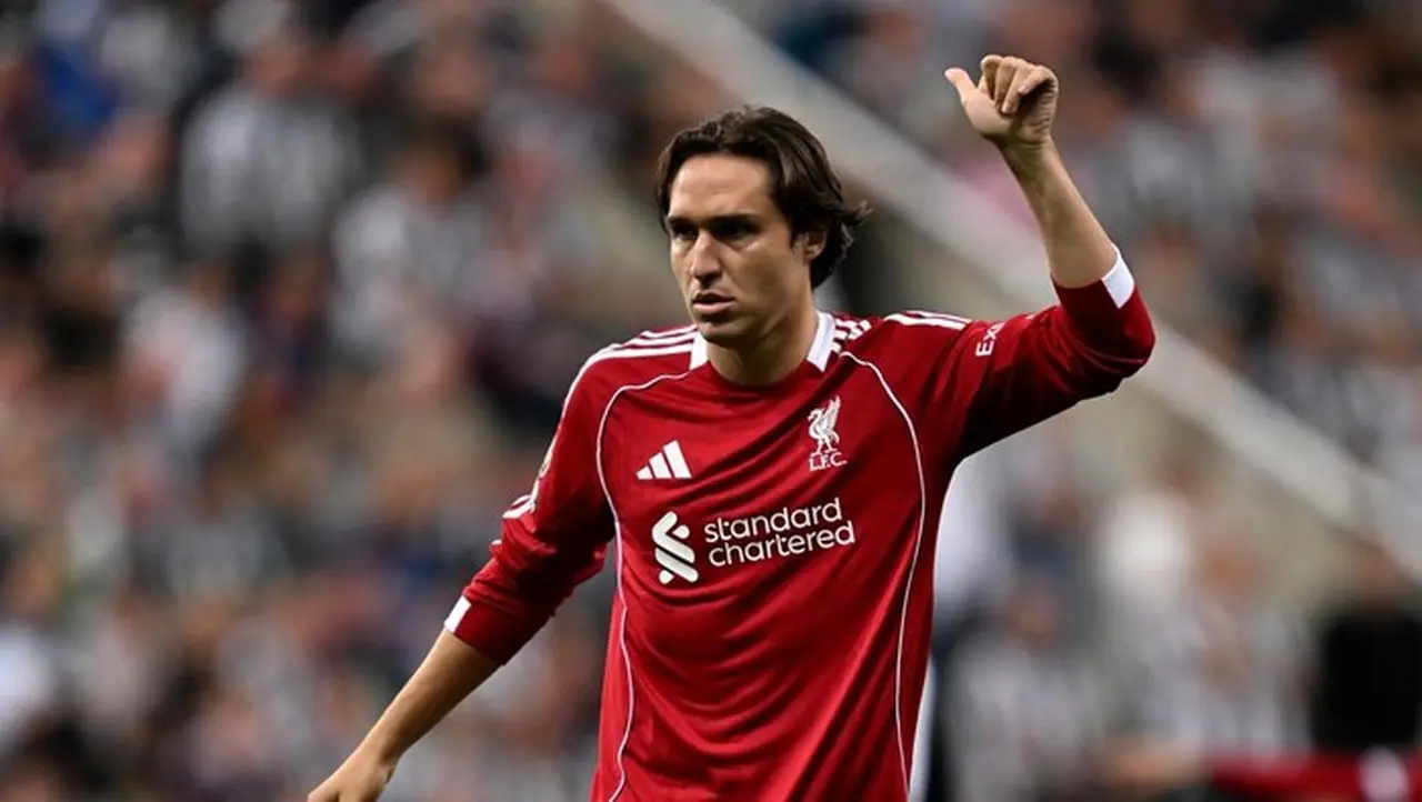 Liverpool dan Juventus Belum Sepakati Negosiasi Transfer Federico Chiesa Liverpool dan Juventus Belum Sepakati Negosiasi Transfer Federico Chiesa