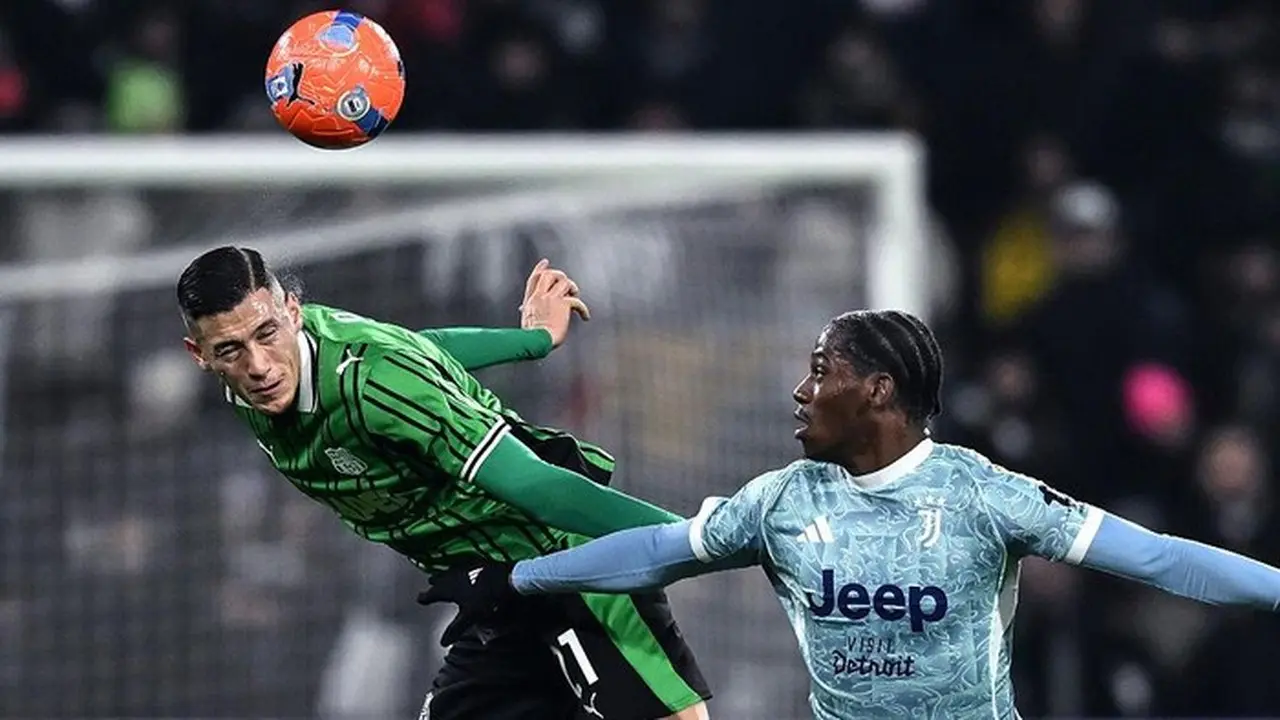 Blunder Jay Idzes Warnai Kemenangan Juventus 3-0 atas Sassuolo di Liga Italia Blunder Jay Idzes Warnai Kemenangan Juventus 3-0 atas Sassuolo di Liga Italia