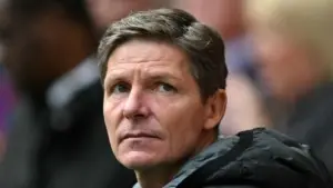 Oliver Glasner Tegaskan Fokus pada Crystal Palace, Tak Terpengaruh Rumor Manchester United