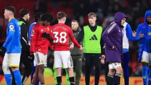 Darren Fletcher Berpeluang Cetak Sejarah Unik di Laga Burnley vs MU dengan Turunkan Anak Kembarnya