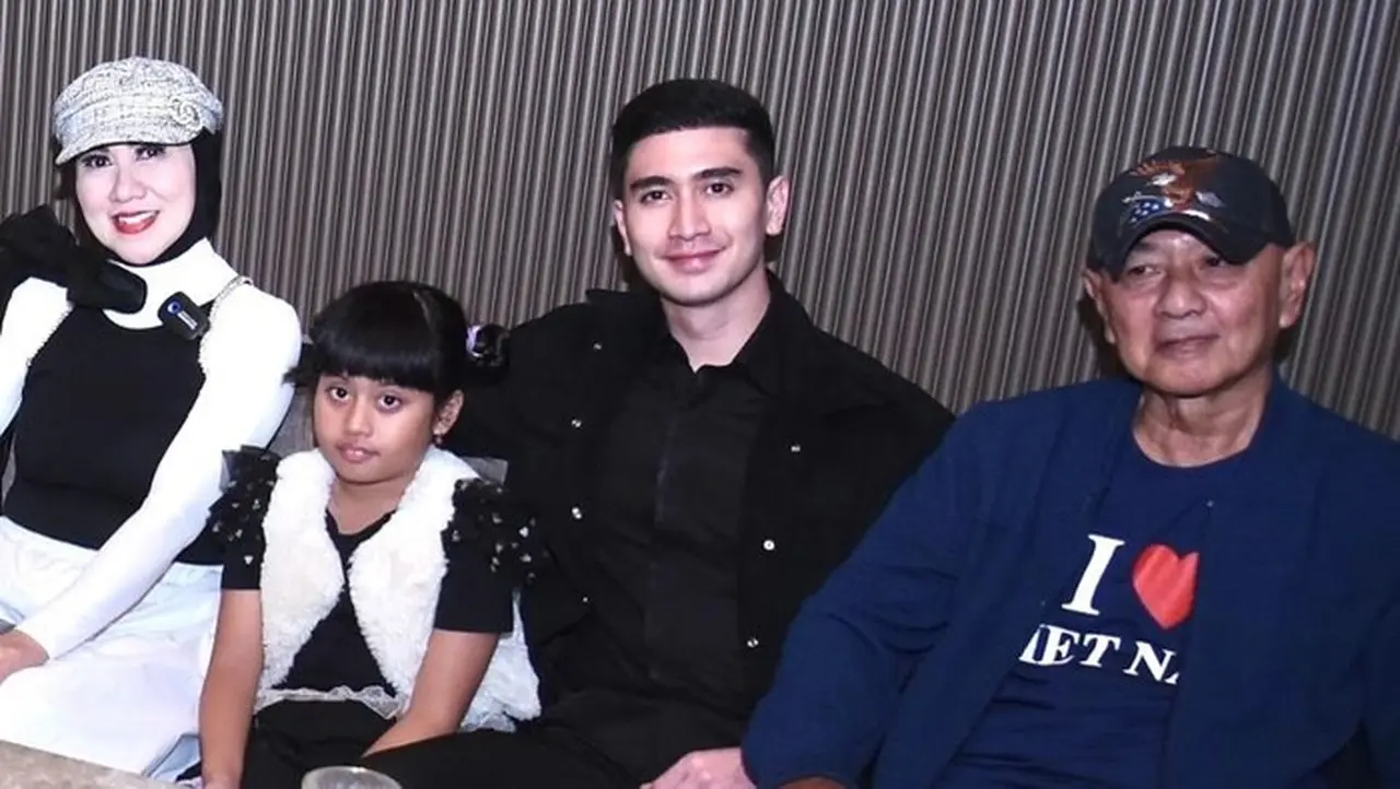 Venna Melinda Berduka di Bali, Ayah Tercinta Meninggal Dunia Tiba-tiba