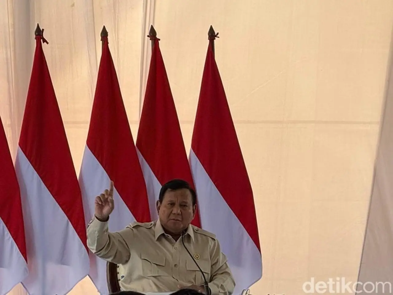 Prabowo Jelaskan Alasan Bencana Sumatera Tak Ditetapkan Sebagai Bencana Nasional