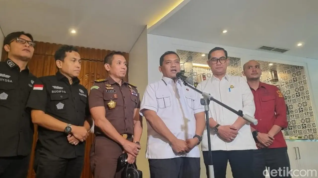 Polisi Tegaskan Setara dengan Penegak Hukum Lain dalam KUHP Baru Polisi Tegaskan Setara dengan Penegak Hukum Lain dalam KUHP Baru