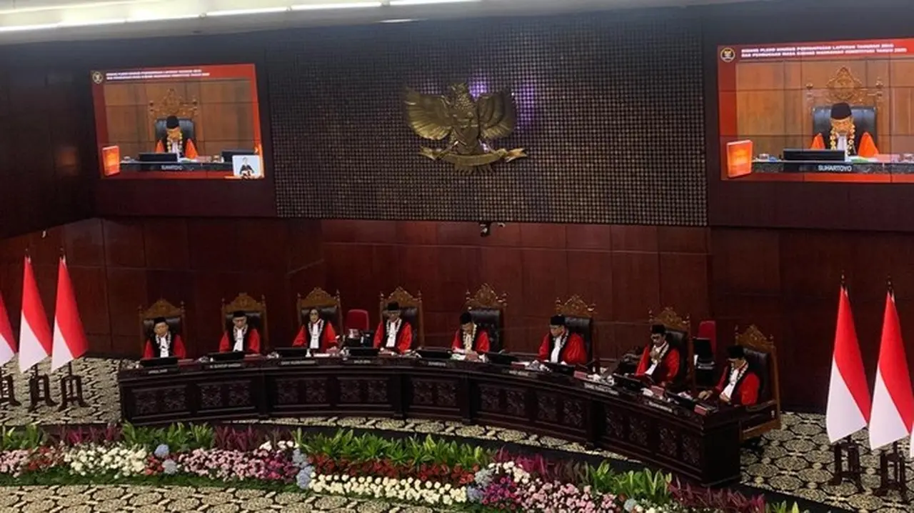Mahkamah Konstitusi Ungkap 14 Putusan Penting 2025, Termasuk Larangan Menteri Rangkap Jabatan