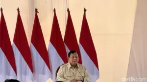 Prabowo Subianto Minta Maaf Belum Bisa Kunjungi Semua Titik Bencana