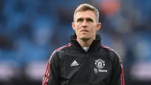 Darren Fletcher Fokus Pimpin MU Hadapi Burnley, Masa Depan Manajer Interim Masih Misteri