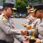 Polres Tangsel Sabet Penghargaan Pos Ikonik Operasi Lilin Jaya 2025 dari Polda Metro