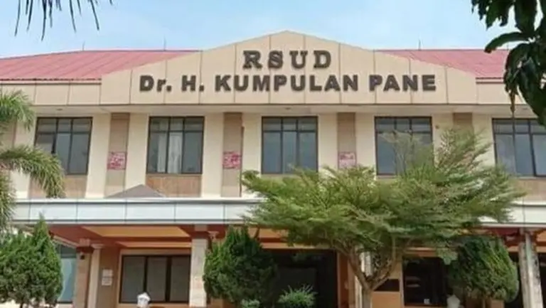 RSUD Tebing Tinggi Dituding Tolak Pasien, Direktur Ungkap Alasan Ruangan Penuh RSUD Tebing Tinggi Dituding Tolak Pasien, Direktur Ungkap Alasan Ruangan Penuh
