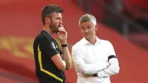 Peter Schmeichel Sarankan MU Rekrut Trio Legenda: Solskjaer, Carrick, dan Fletcher