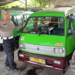 Angkot Ugal-ugalan Tabrak Ojol di Bogor Diamankan, Sopir Masih Diburu Polisi