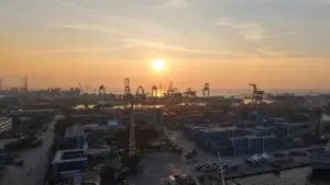 Pelindo Pastikan Pelabuhan Tanjung Priok Beroperasi Normal Meski Ada Penumpukan Truk