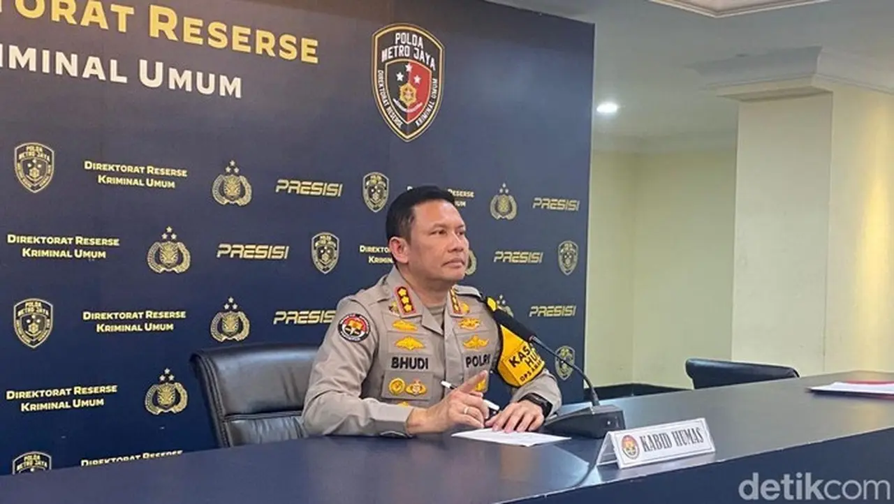 Polda Metro Jaya Tegaskan Profesionalisme Usut Laporan Komika Pandji Pragiwaksono Terkait ‘Mens Rea’